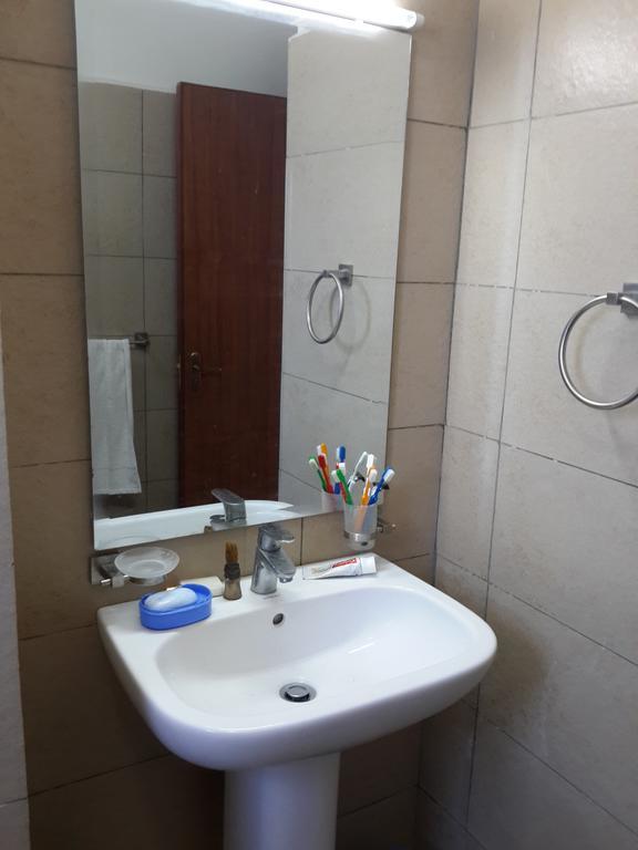 Shanzu Beach Apartment With Stunning Ocean View Mwakirunge エクステリア 写真